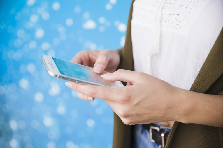 Контроль обслуживания в мессенджерах и социальных сетях